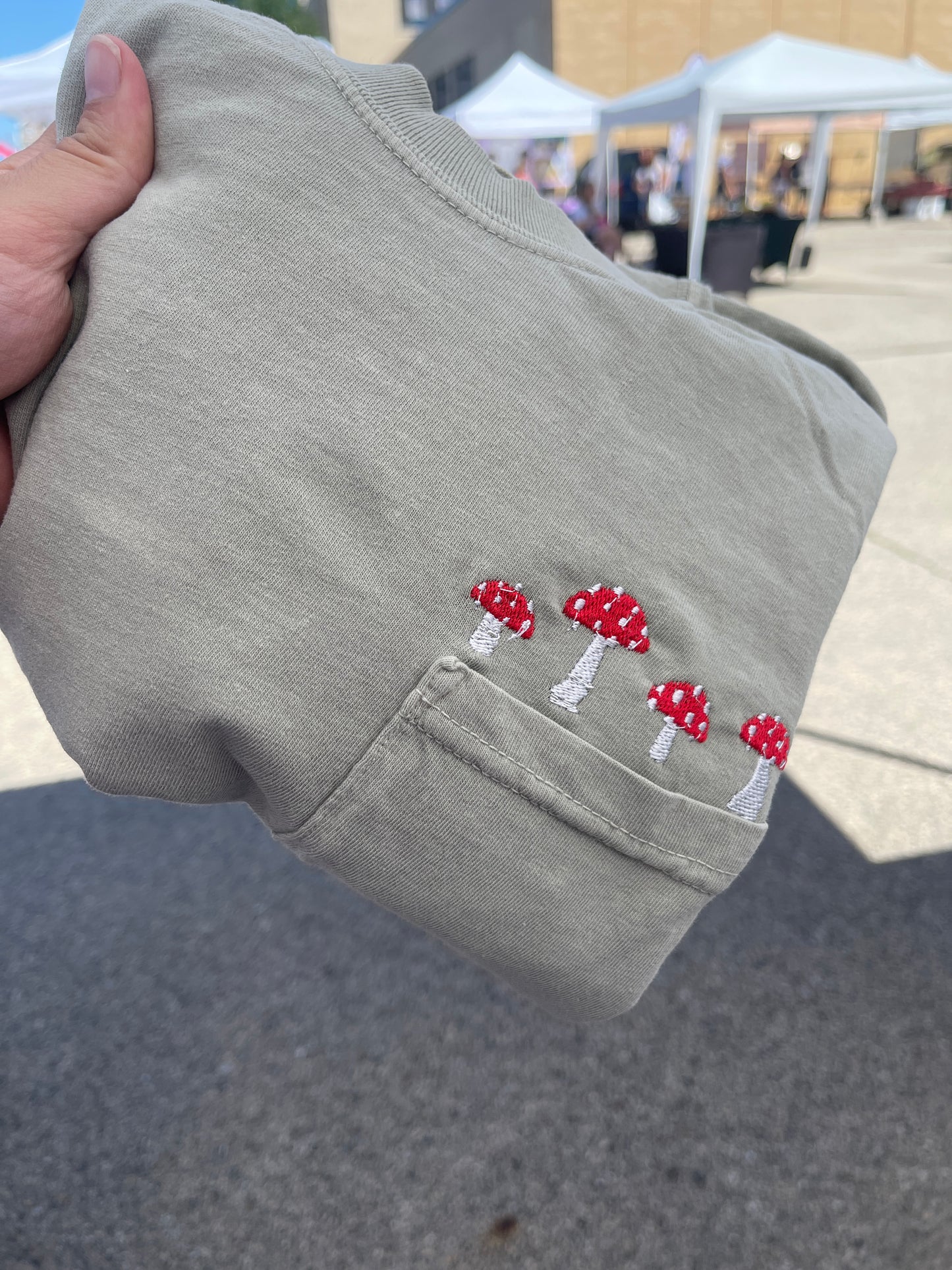 Mushroom pocket t-shirt