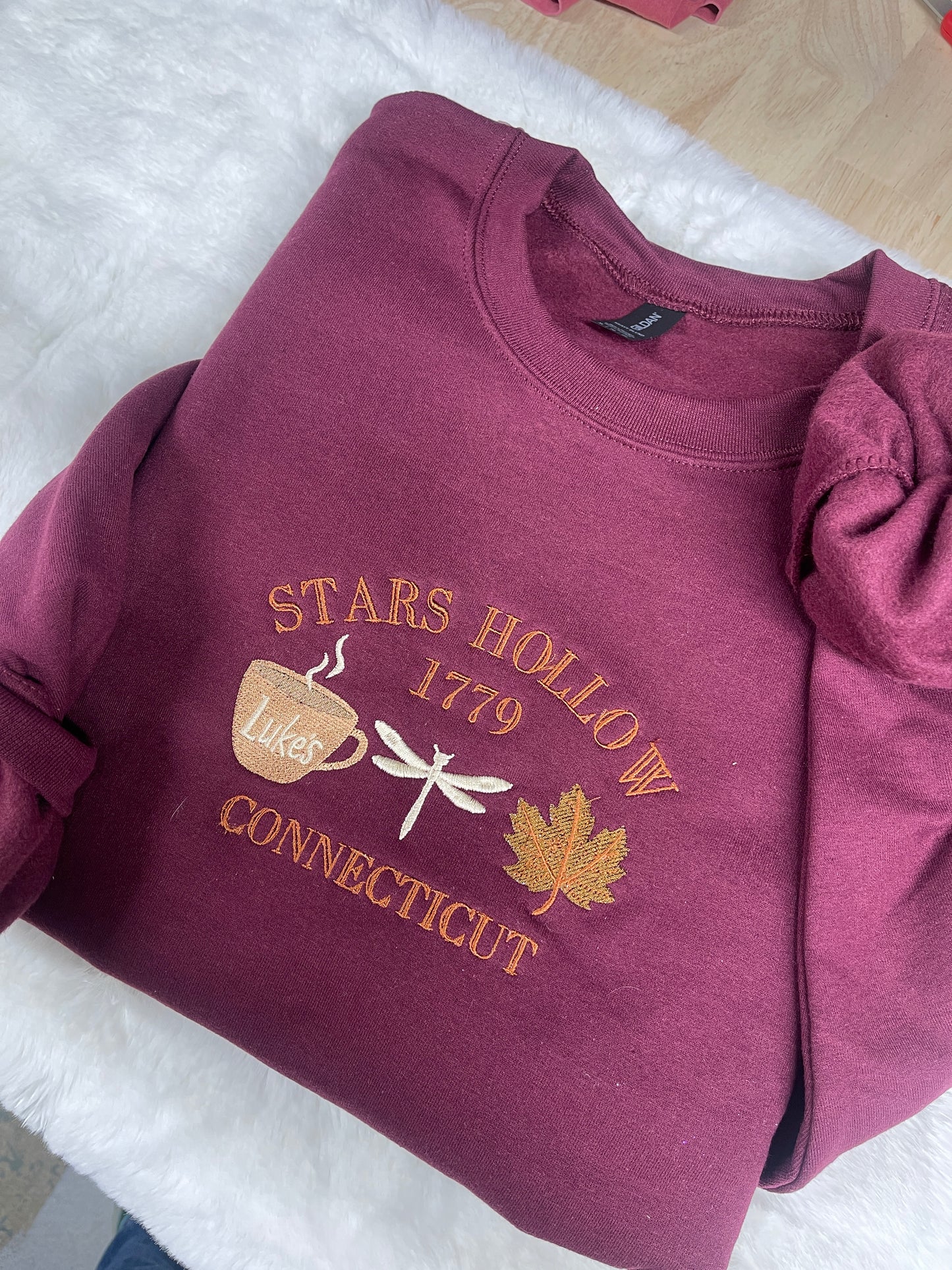 Stars Hallow embroidered crewneck