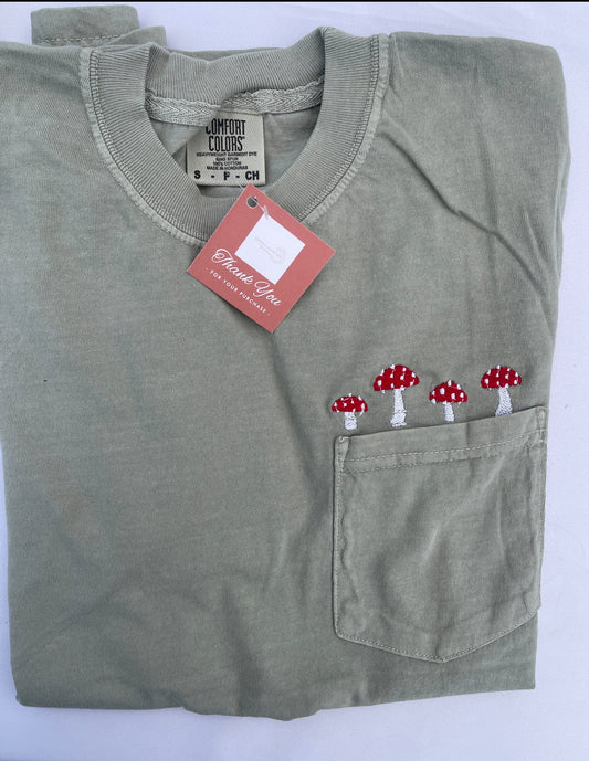 Mushroom pocket t-shirt